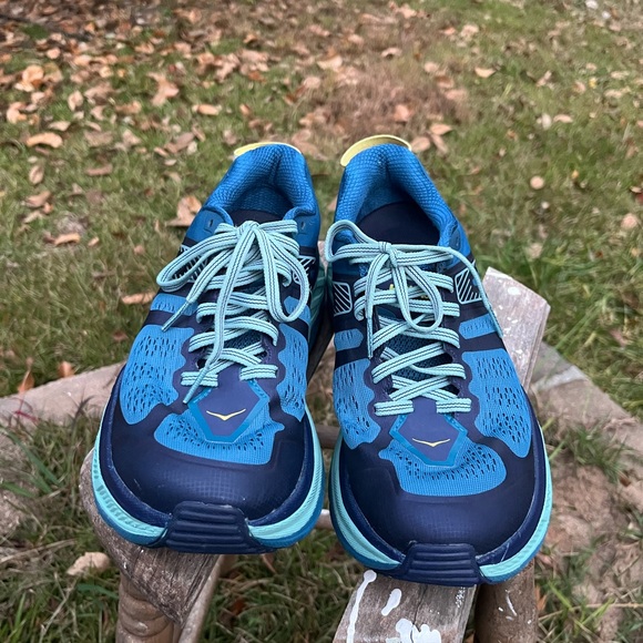 Hoka OneOne - Picture 2 of 7